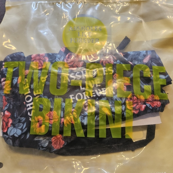 💥/$20💥 NIB Assholes Live Forever Bikini O/S - Picture 4 of 5
